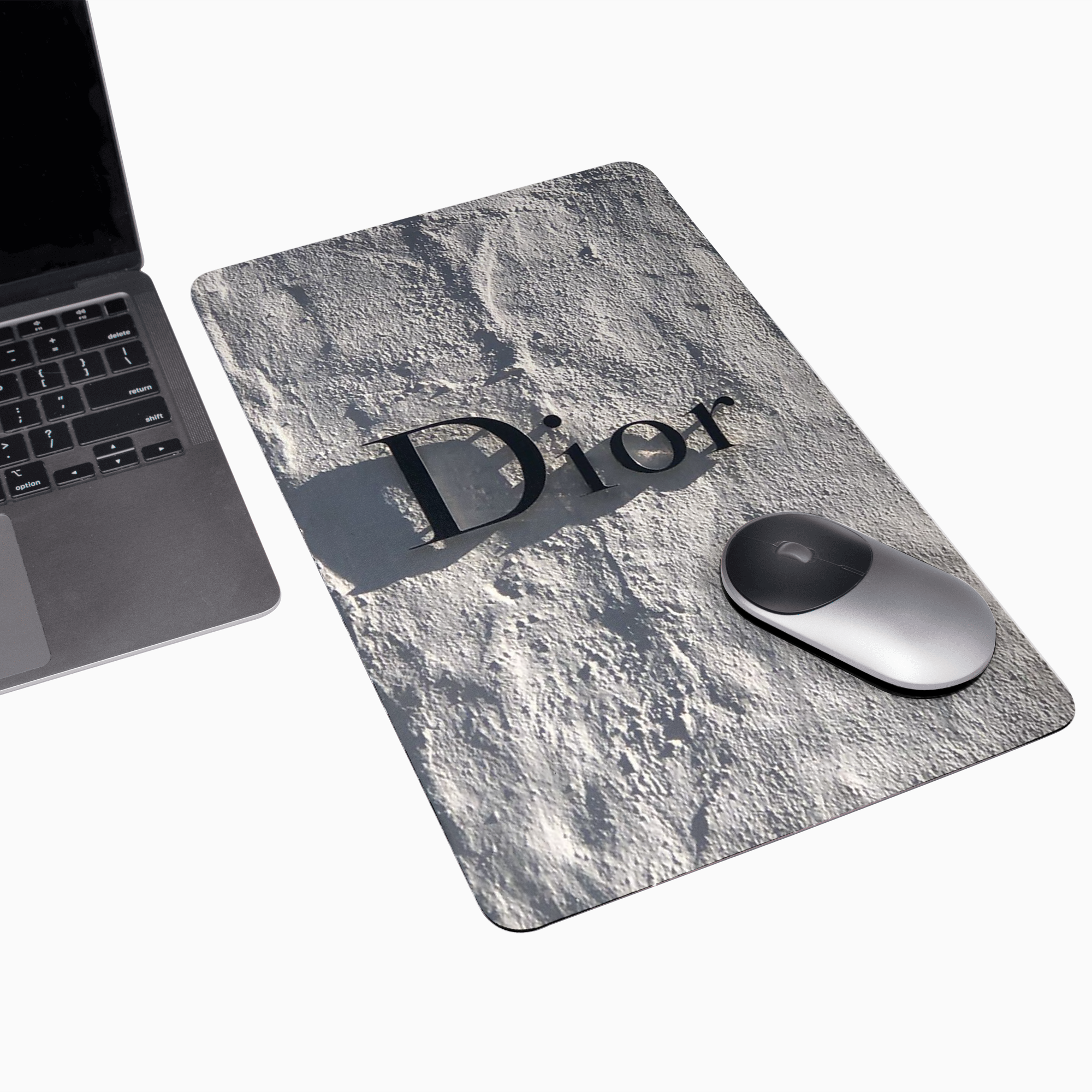 موس پد طرح Diorنمای ۱2