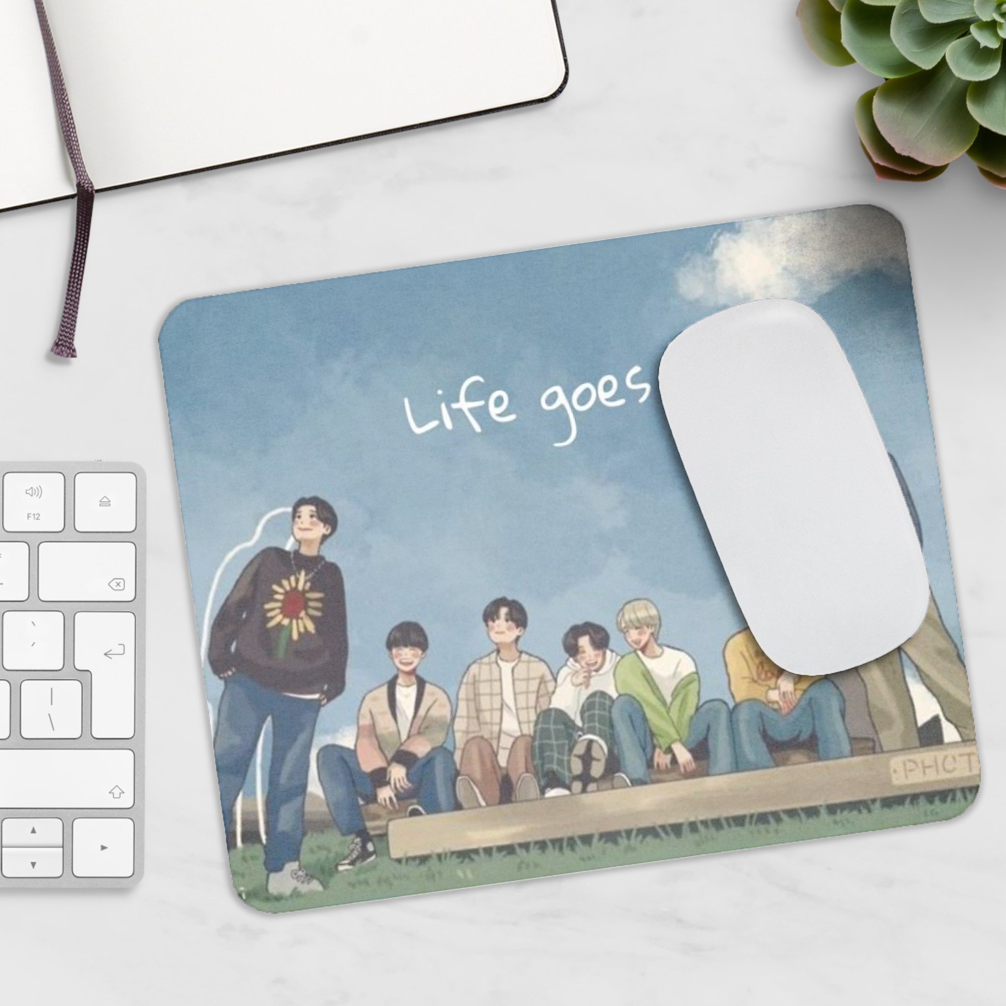 موس پد طرح آهنگ Life goes on از BTSنمای ۳1