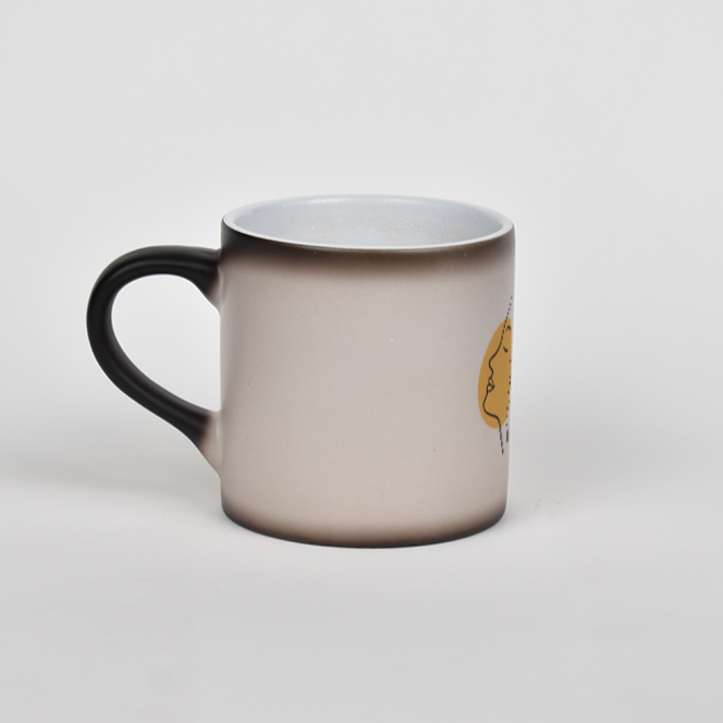 ماگ طرح زننمای چپ2