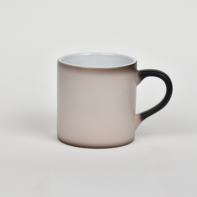 ماگ طرح BTSنمای راست2