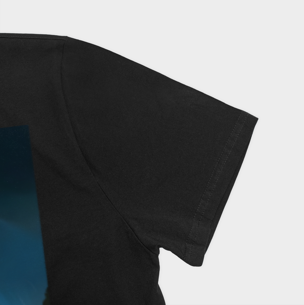 Midnight Bloom )T-shirt)نمای نزدیک آستین چپ - رنگ مشکی3