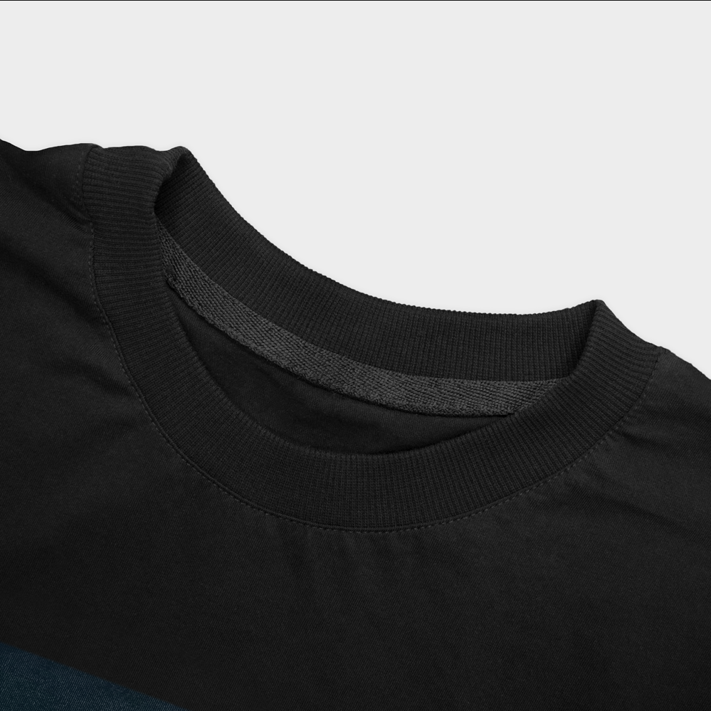 Midnight Bloom )T-shirt)نمای نزدیک یقه - رنگ مشکی4