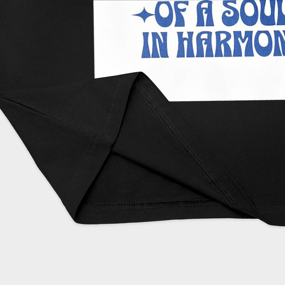 تیشرت طرح  soul in Harmonyنمای نزدیک پایین لباس - رنگ مشکی1