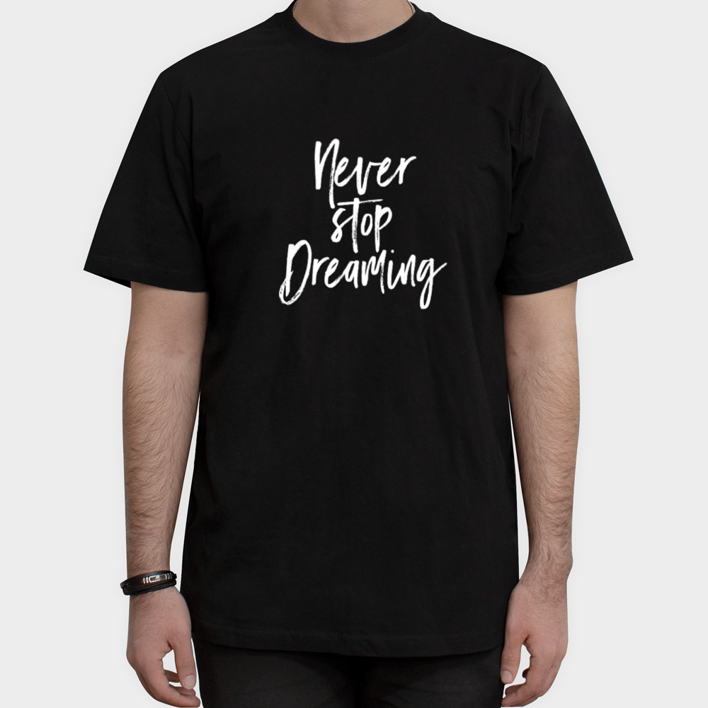 تیشرت never stop dreamingنمای روبرو ۱ - رنگ مشکی