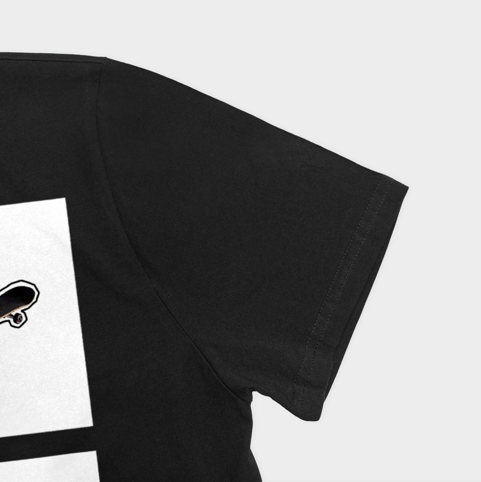 تیشرت_black stickerنمای نزدیک آستین چپ - رنگ مشکی3