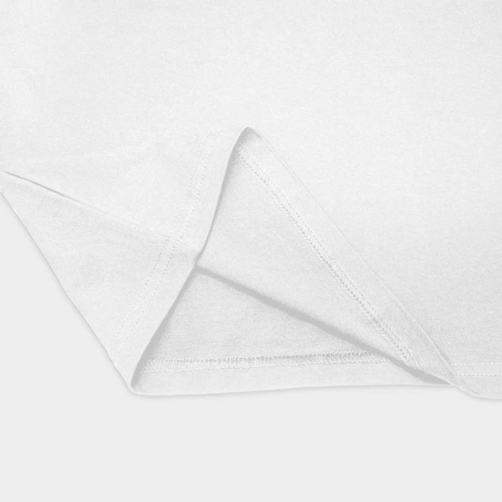 تیشرت طرح “فراتر از لایه ها_BEYOND LAYERS”از MAMAZEEنمای نزدیک پایین لباس - رنگ سفید4