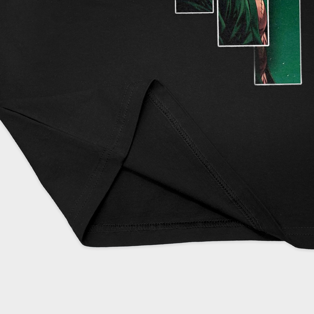 تی شرت طرح Zoro - One Pieceنمای نزدیک پایین لباس - رنگ مشکی2
