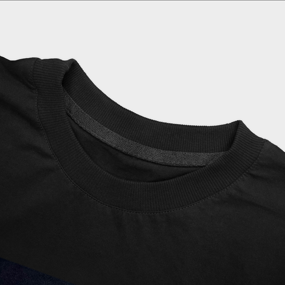 North face - Swissنمای نزدیک یقه - رنگ مشکی4