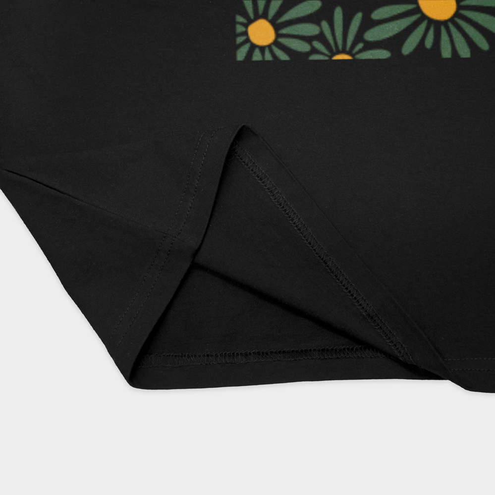 تیشرت summer flowersنمای نزدیک پایین لباس - رنگ مشکی4