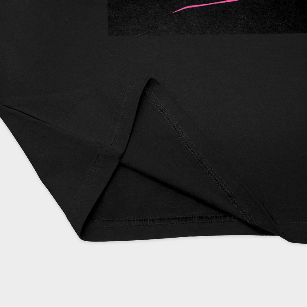 t-shirt Pink Floydنمای نزدیک پایین لباس - رنگ مشکی2