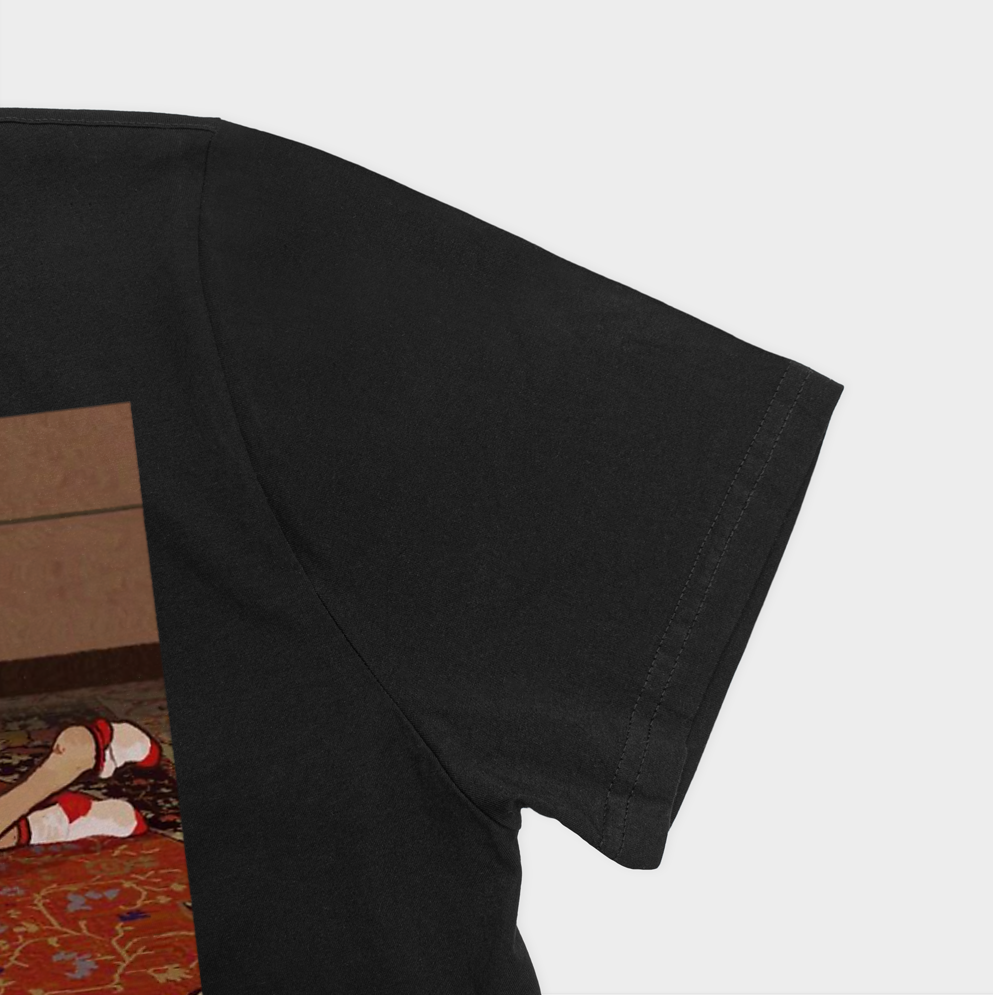 girl on a red carpetنمای نزدیک آستین چپ - رنگ مشکی3