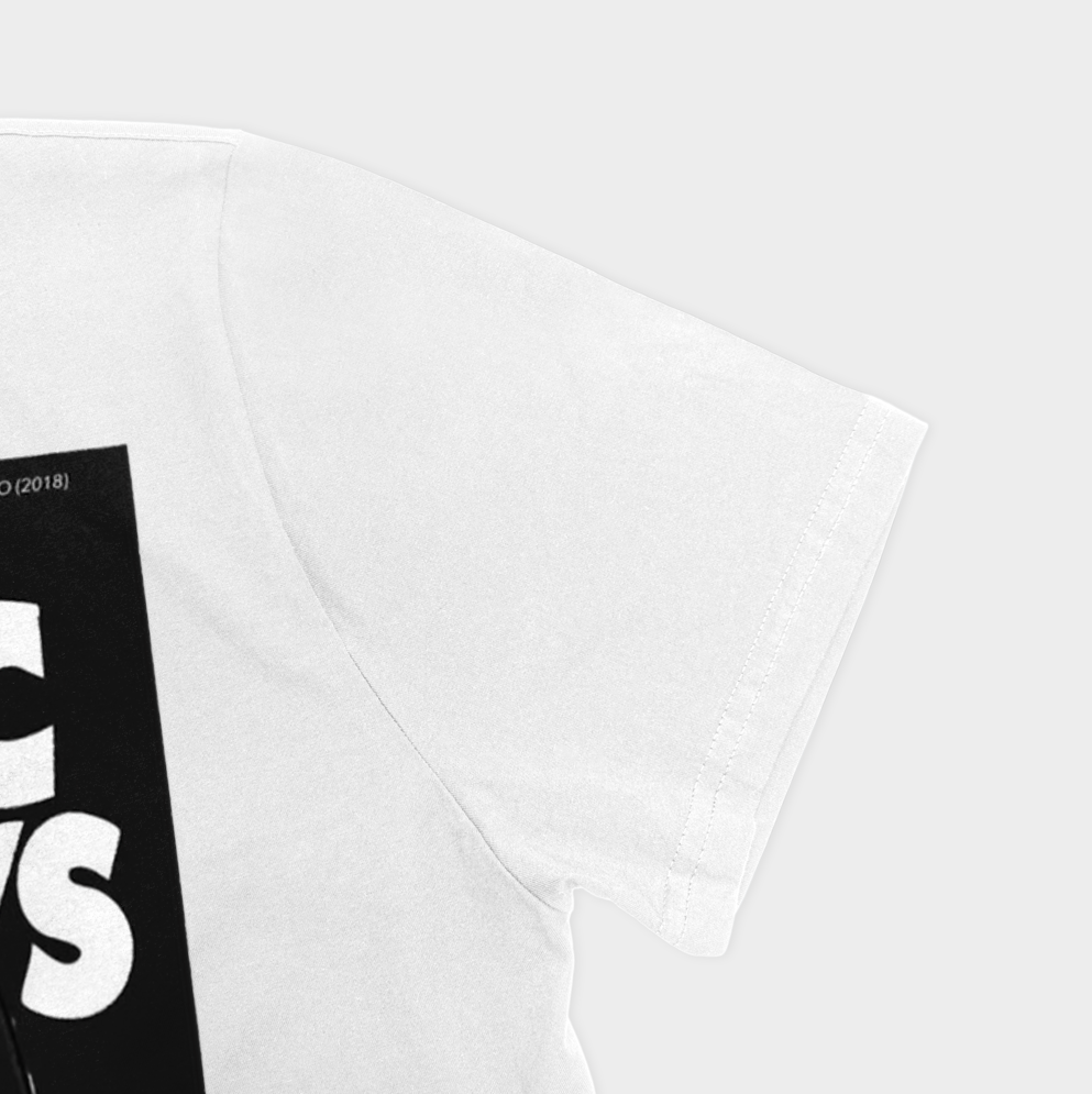 Arctic monkeysنمای نزدیک آستین چپ - رنگ سفید3