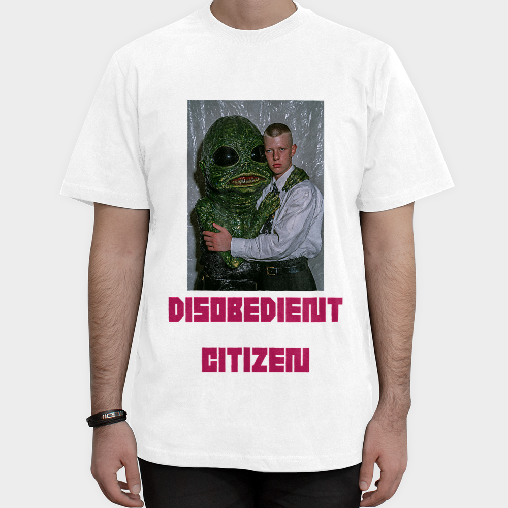 disobedient citizen 10نمای روبرو ۱ - رنگ سفید