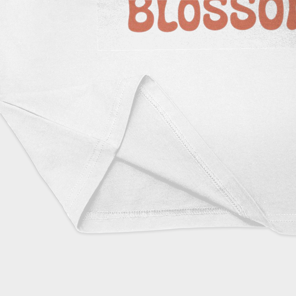 Blossomنمای نزدیک پایین لباس - رنگ سفید2